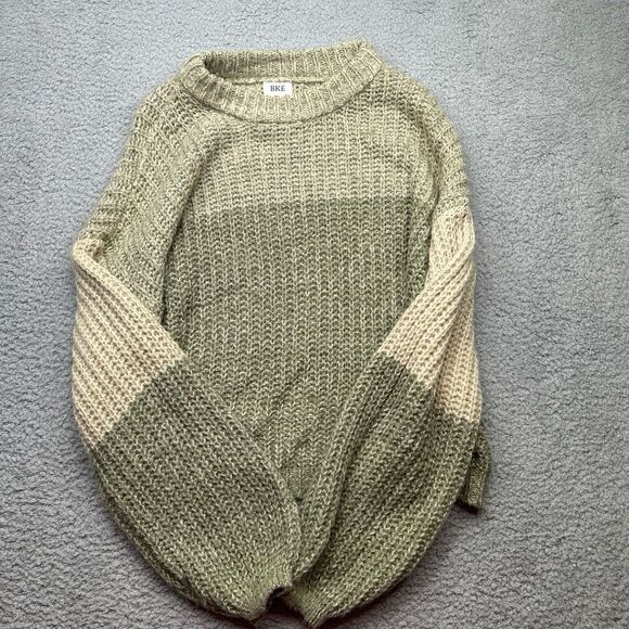 BKE Buckle multi colored oversized boxy Sweater balloon sleeve Sz small - Picture 3 of 4